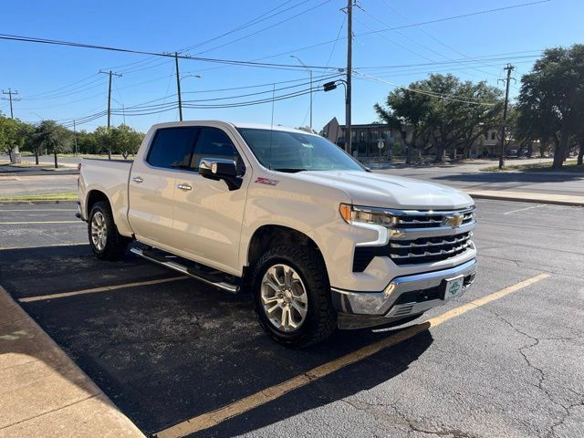 Certified 2024 Chevrolet Silverado 1500 LTZ w/ LTZ Convenience Package II AWD/4WD image 7