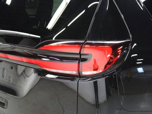 New 2026 Chrysler Pacifica Select image 36