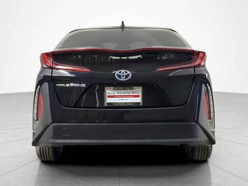 Used 2021 Toyota Prius Prime LE FWD image 4