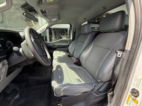 Used 2021 Ford F150 XL RWD image 9