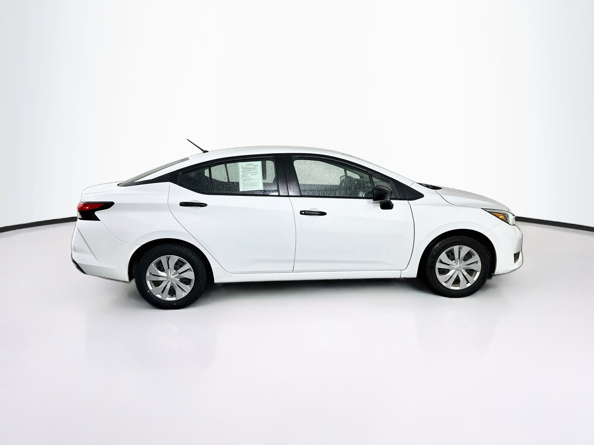 Used 2025 Nissan Versa S FWD image 10