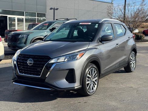 Certified 2024 Nissan Kicks SV image 7