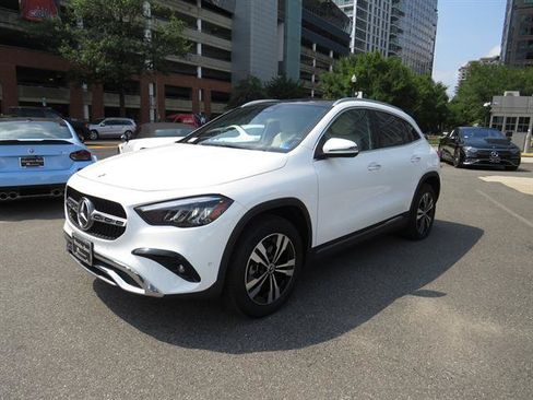 Used 2026 Mercedes-Benz GLA 250 4MATIC image 1