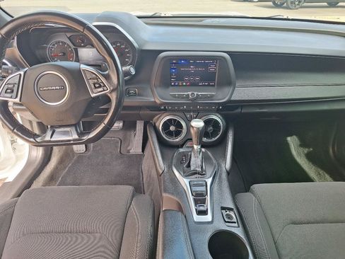 Used 2022 Chevrolet Camaro LT RWD image 19
