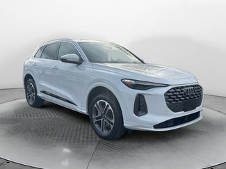 New 2025 Audi Q5 Premium Plus video 1