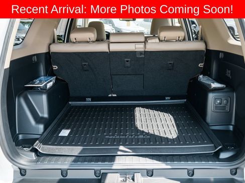 Certified 2022 Toyota 4Runner Limited AWD/4WD image 7