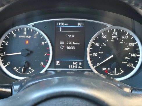 Used 2019 Nissan Sentra SV FWD image 20