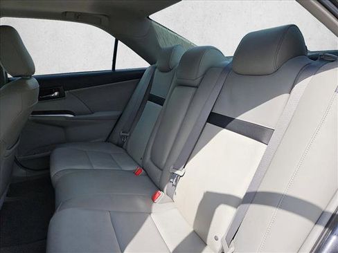 Used 2012 Toyota Camry XLE FWD image 17