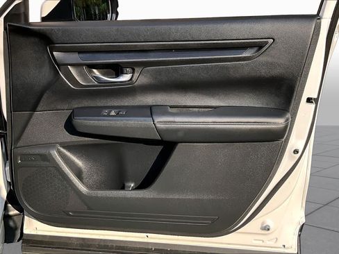 Used 2023 Honda CR-V EX image 23