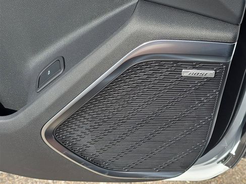 New 2026 Buick Enclave Sport Touring w/ LPO, Floor Liner Package AWD/4WD image 31