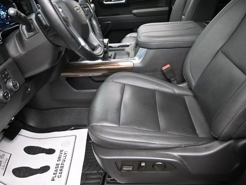 Used 2023 Chevrolet Silverado 1500 LT Trail Boss w/ LT Trail Boss Premium Package AWD/4WD image 15