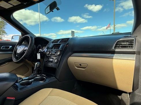 Used 2017 Ford Explorer 4WD image 18