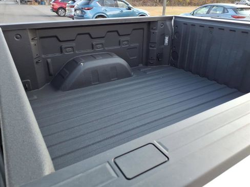 Used 2024 Chevrolet Silverado 1500 LTZ image 17