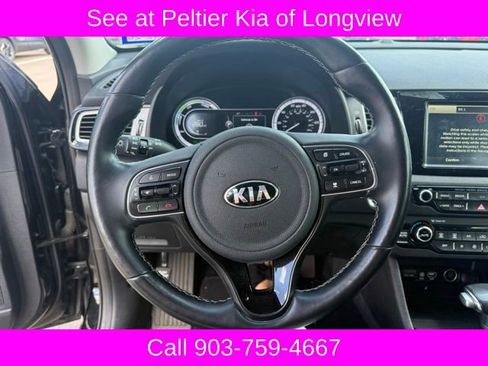 Used 2018 Kia Niro Touring FWD image 11