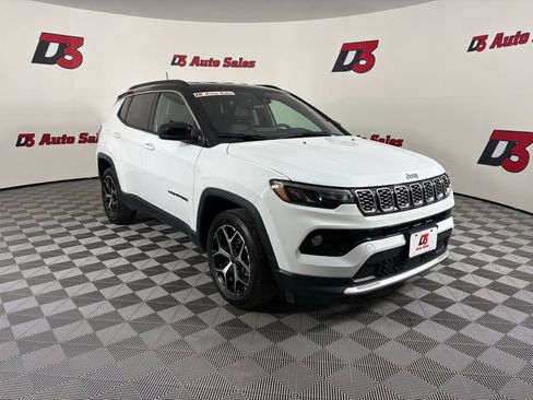 Used 2025 Jeep Compass Limited AWD/4WD image 10