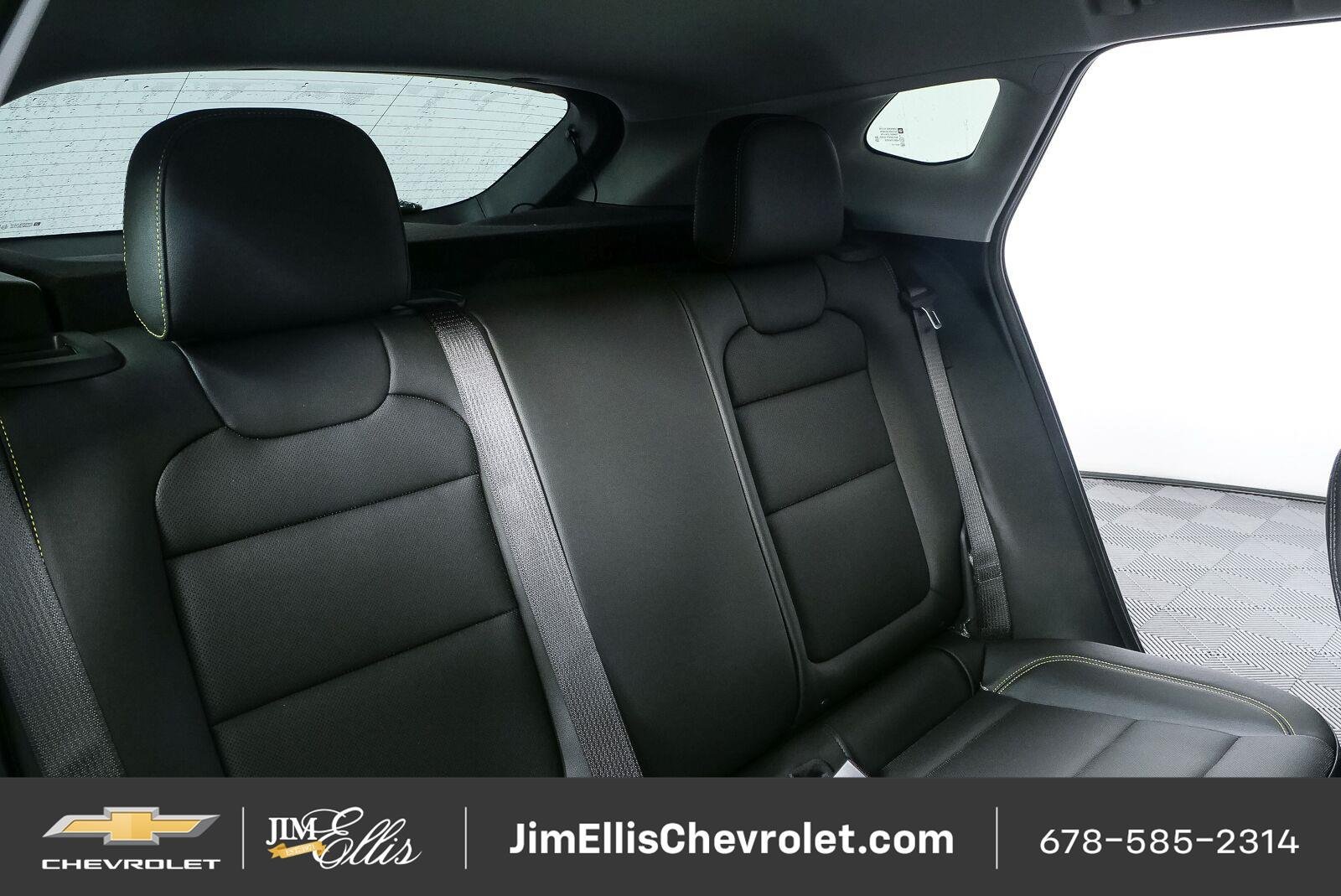 Used 2026 Chevrolet Trax ACTIV w/ Sunroof Package FWD image 21