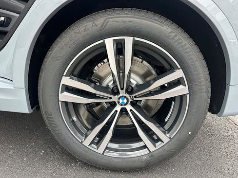 New 2027 BMW X7 xDrive40i image 8