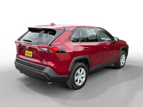 Used 2024 Toyota RAV4 LE image 5