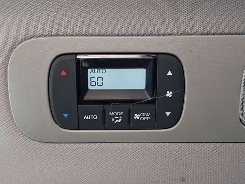 Used 2024 Honda Odyssey EX-L image 12