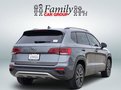 Used 2024 Volkswagen Taos S FWD image 4