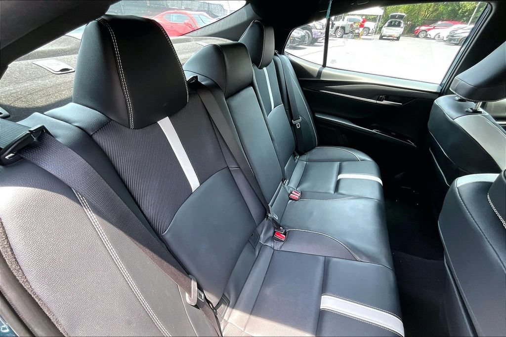 Used 2025 Toyota Camry SE FWD image 25
