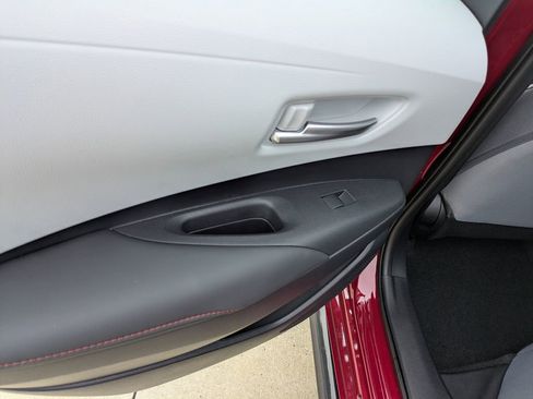 Used 2024 Toyota Corolla SE image 10