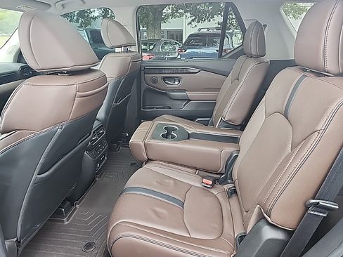 Used 2023 Honda Pilot Elite image 26