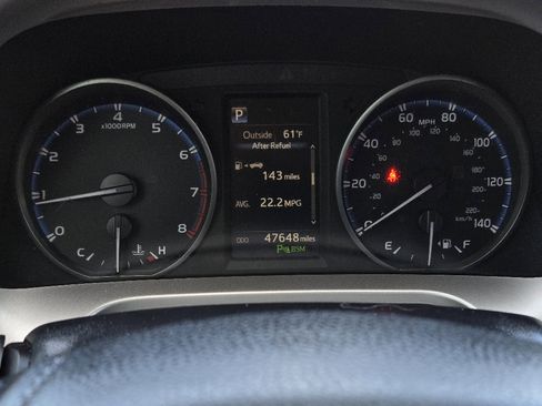 Used 2018 Toyota RAV4 XLE image 6