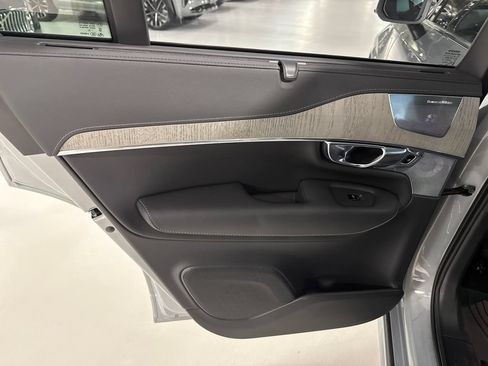 Certified 2025 Volvo XC90 T8 Ultra w/ Protection Package Premier AWD/4WD image 21