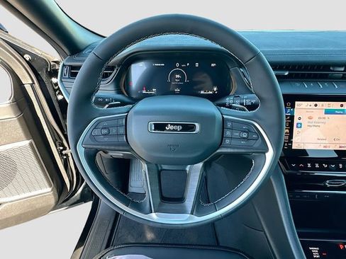 New 2026 Jeep Grand Cherokee Limited w/ Limited Altitude Package image 7