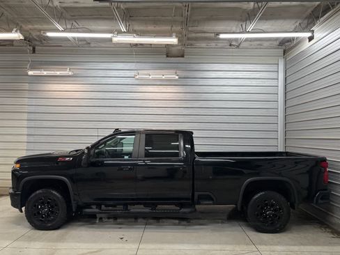 Used 2022 Chevrolet Silverado 2500 LTZ w/ LTZ Plus Package AWD/4WD image 8
