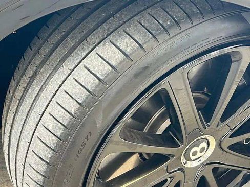 Used 2022 Bentley Continental GT image 28