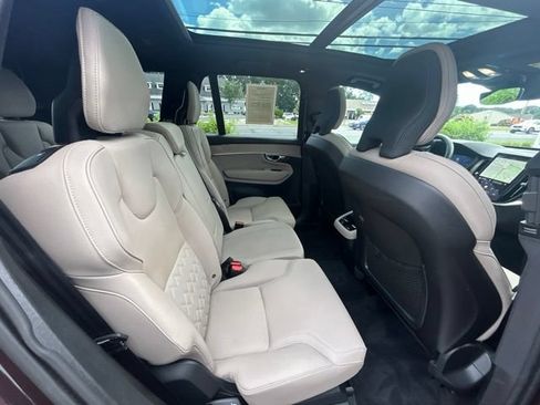 Used 2025 Volvo XC90 B5 Core AWD/4WD image 13