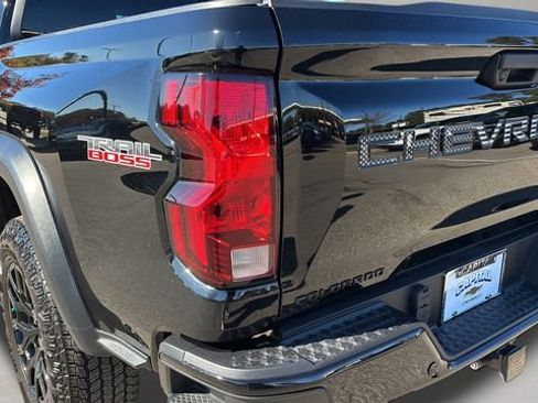 Used 2024 Chevrolet Colorado Trail Boss w/ Advanced Trailering Package image 35