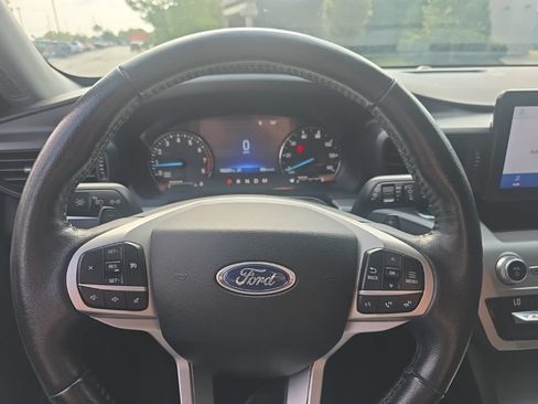 Used 2021 Ford Explorer XLT w/ Class III Trailer Tow Package AWD/4WD image 19
