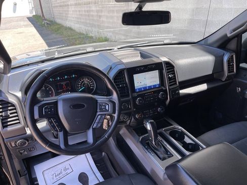 Used 2019 Ford F150 XLT w/ Equipment Group 302A Luxury AWD/4WD image 25
