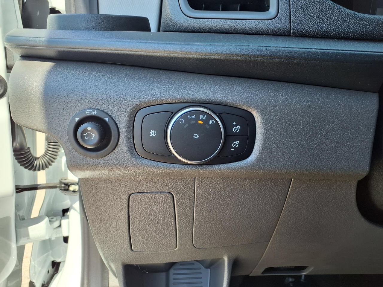 New 2026 Ford Transit 350 XLT RWD image 18
