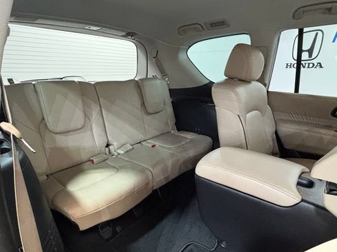 Used 2023 Nissan Armada SL w/ Captain's Chairs Package AWD/4WD image 35