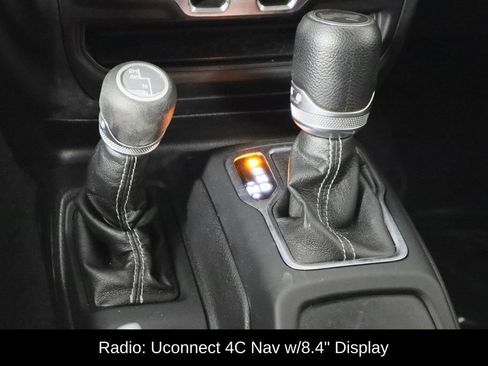 Used 2021 Jeep Wrangler Unlimited Sahara image 13