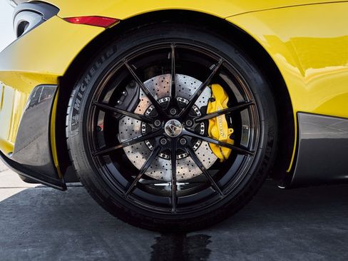 Used 2019 McLaren 600LT image 22