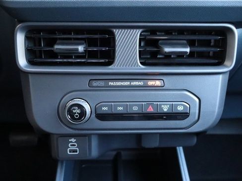 New 2025 Ford Maverick XL w/ Equipment Group 101A image 9