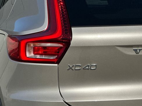 Certified 2023 Volvo XC40 Recharge Plus AWD/4WD image 34