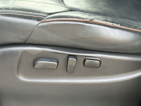 Used 2017 Nissan Armada Platinum image 17