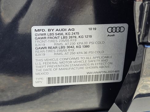 Used 2020 Audi Q5 2.0T Premium w/ Convenience Package AWD/4WD image 32
