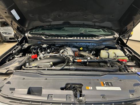 Used 2024 Ford F250 Platinum image 45