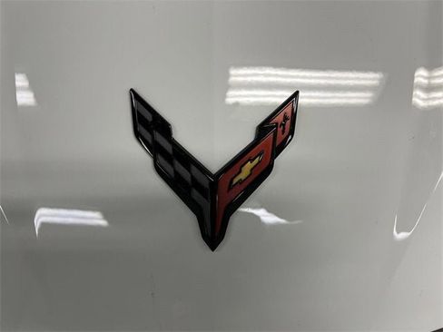 Certified 2021 Chevrolet Corvette 2LT w/ Z51 Performance Package image 28