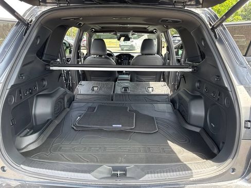 Certified 2025 Subaru Forester Touring w/ Touring Package AWD/4WD image 17