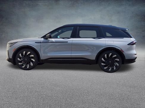 New 2026 Lincoln Nautilus Reserve AWD/4WD image 4