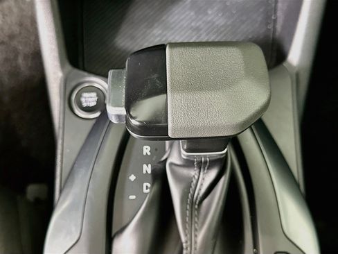 Used 2025 Kia K4 FWD image 24