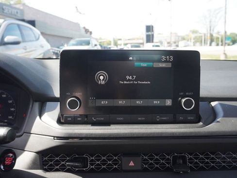 Used 2023 Honda Accord LX image 33